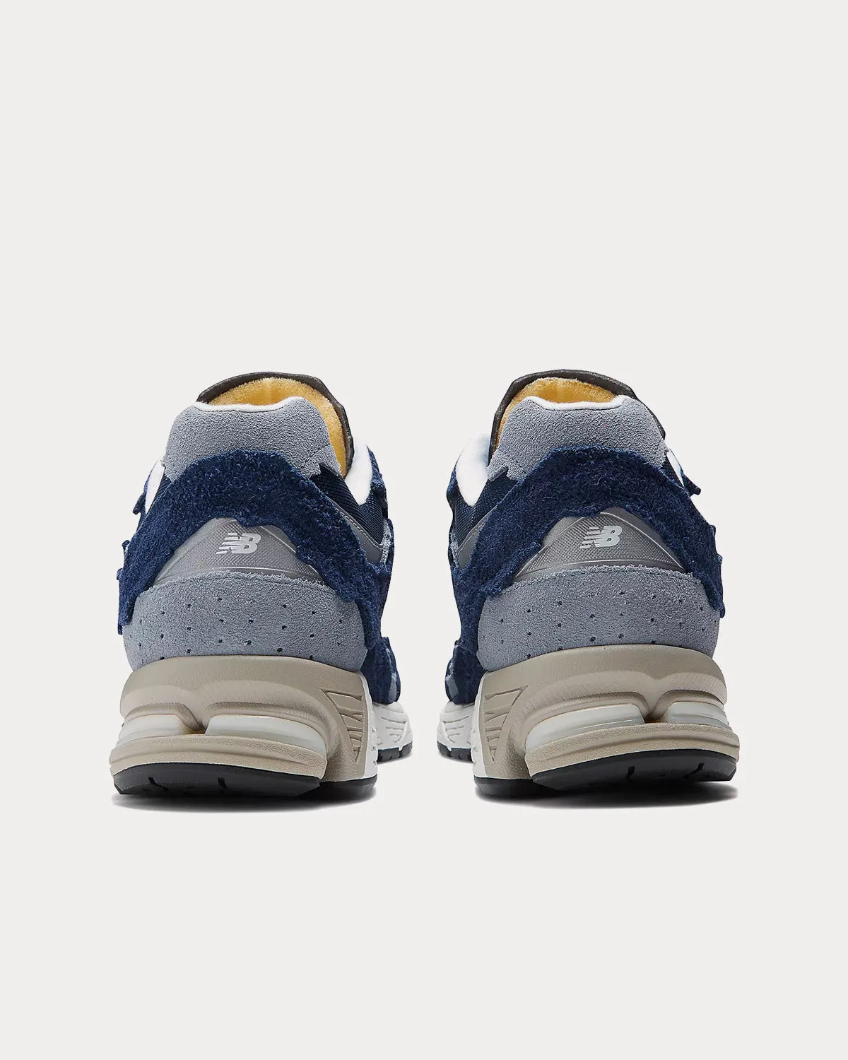 2002rd NB Navy / Arctic Grey / Light Arctic Grey Low Top Sneakers