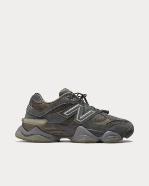 9060 Blacktop / Dark Moss / Black Low Top Sneakers
