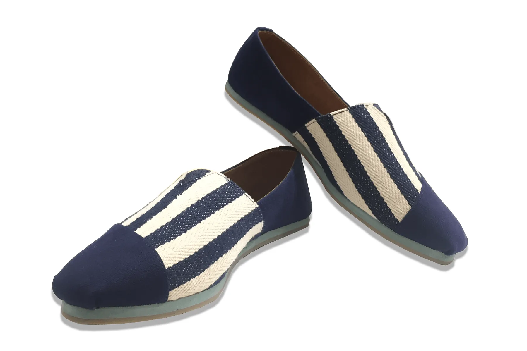 Atoms Stripes