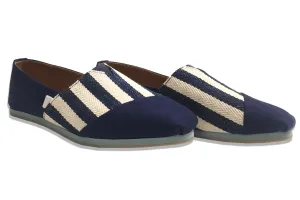 Atoms Stripes
