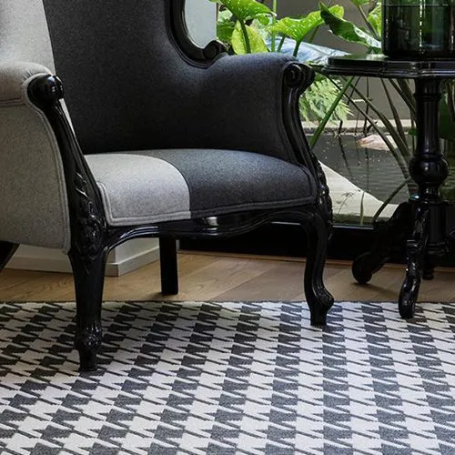 Houndstooth Grey Rug