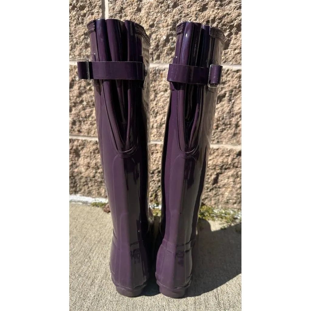 Hunter Tall Glossy Purple Rain Boots - Size 8