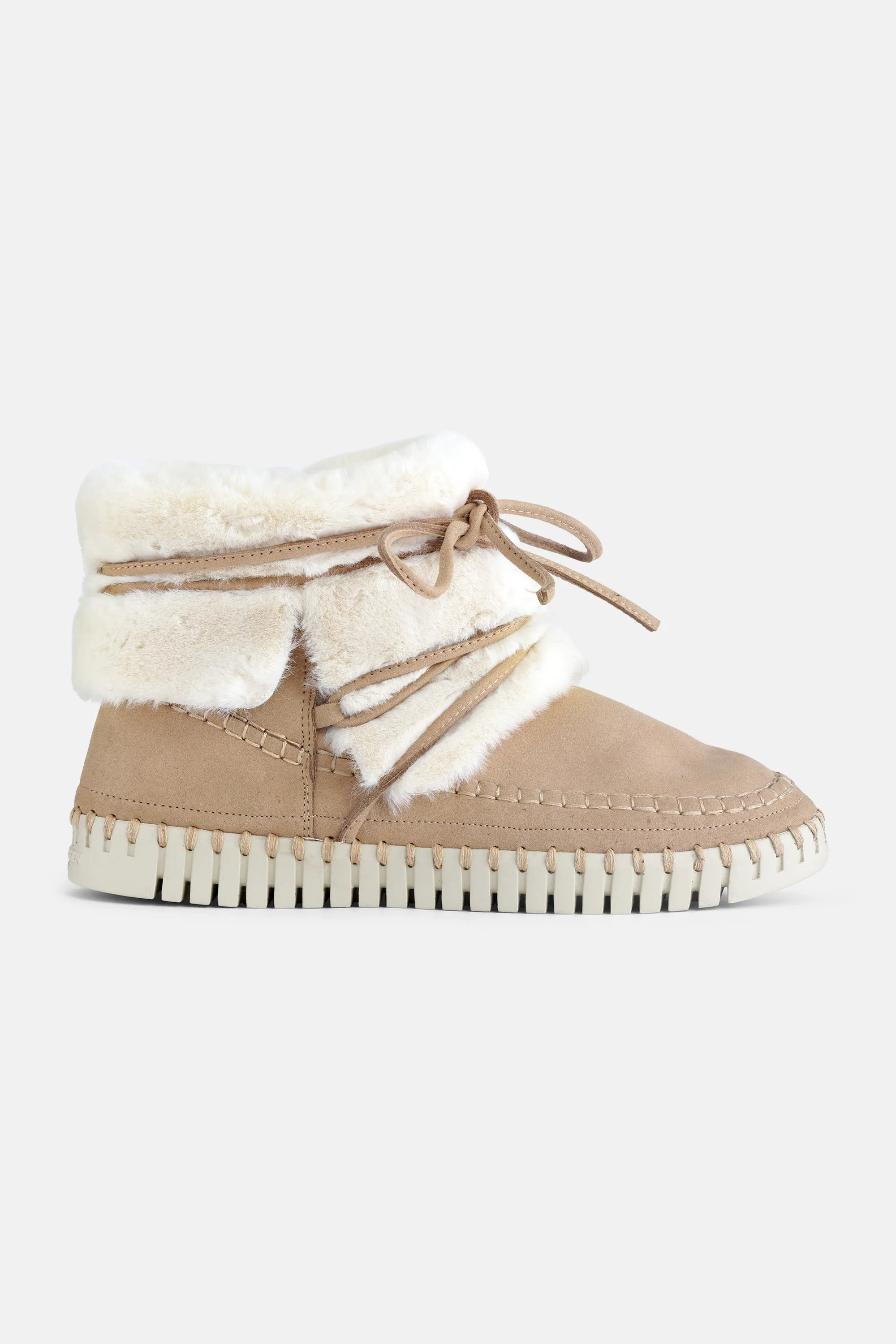 Knöchelhohe Stiefel - Latte