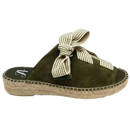 Leyen  -  Khaki