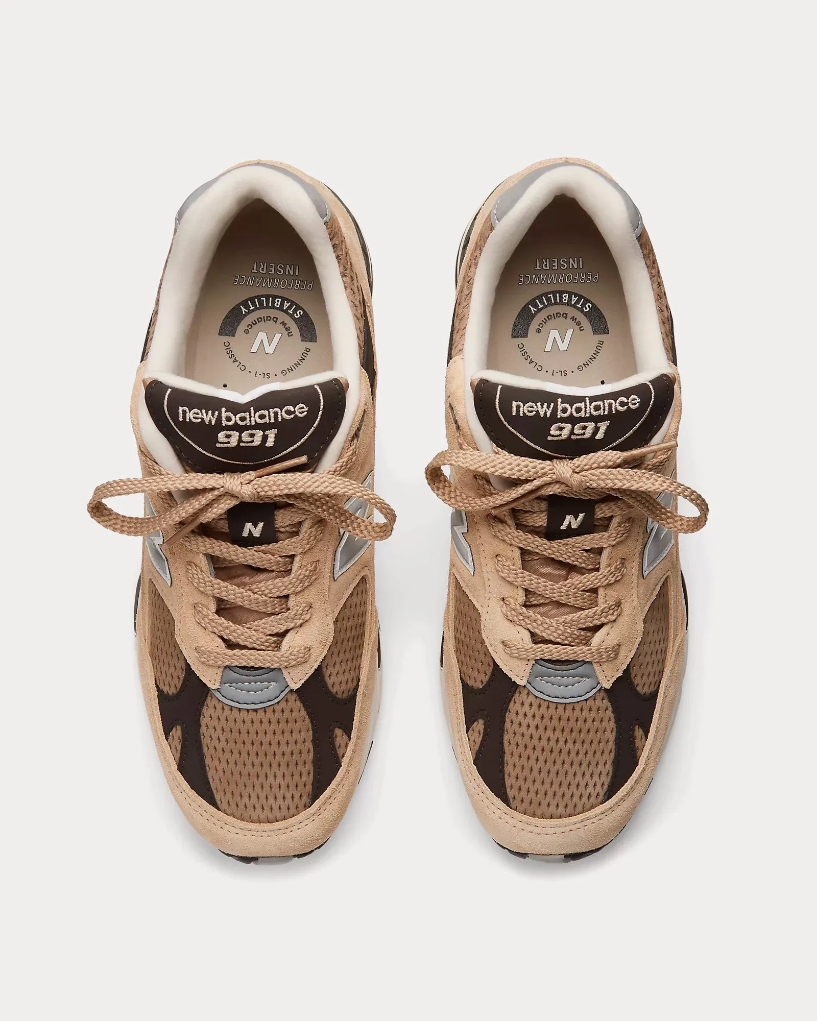 MADE in UK 991v1 Finale Pale Khaki / Silver Mink / Delicioso Low Top Sneakers