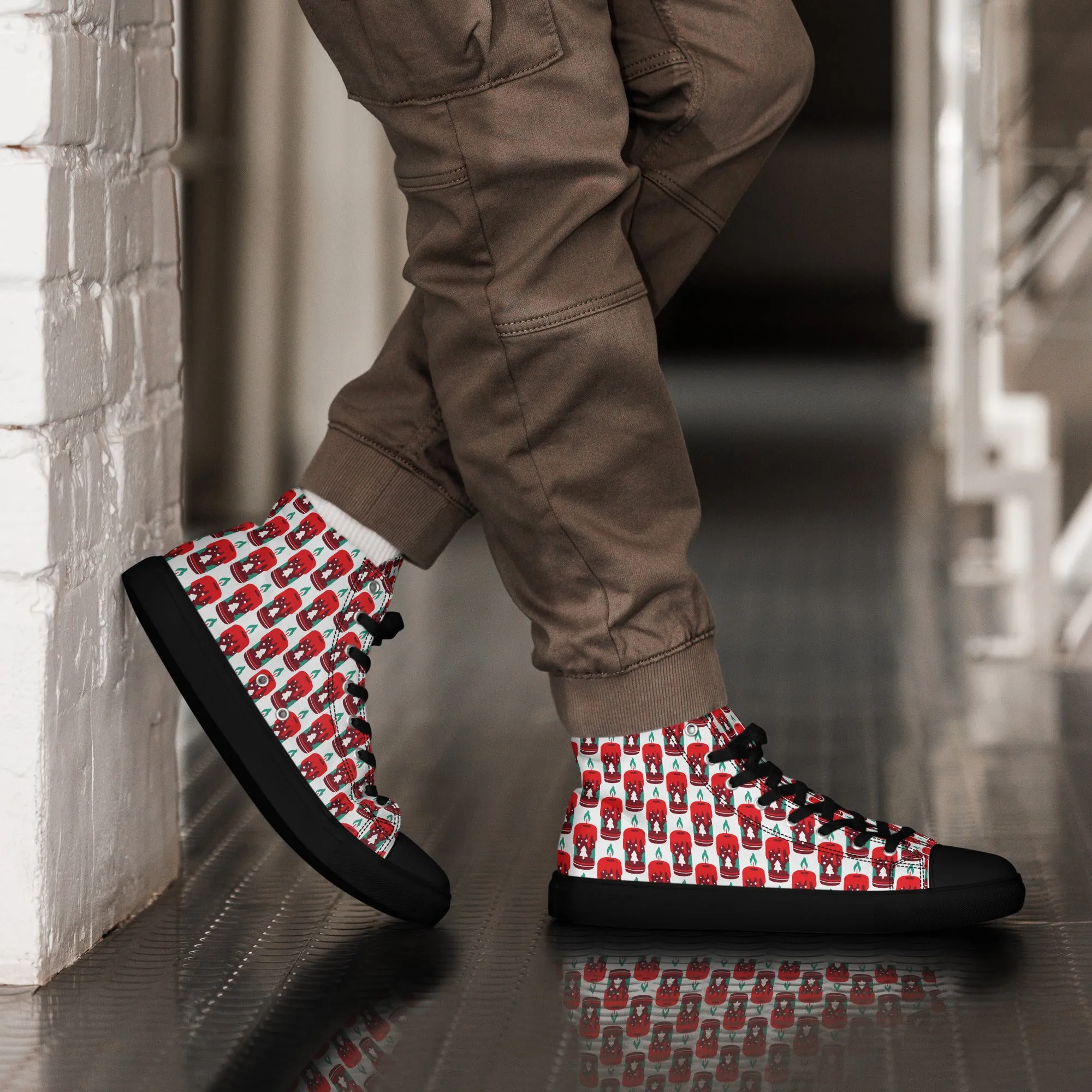 Men Christmas High Top Canvas Shoes (Glamourange Holiday Magic Canvas Shoes For Men - 0010)