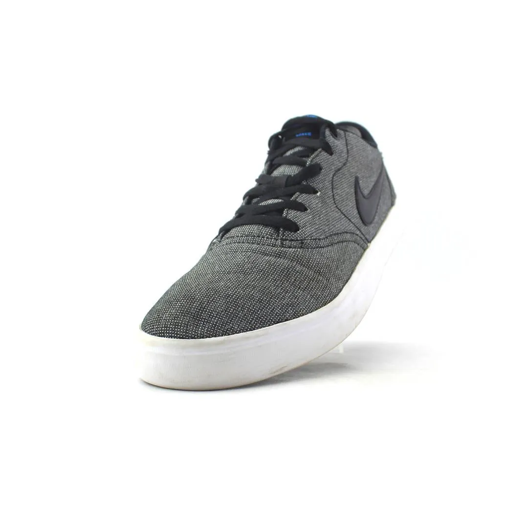 NIKE  CHECK SOLARSOFT CANVAS