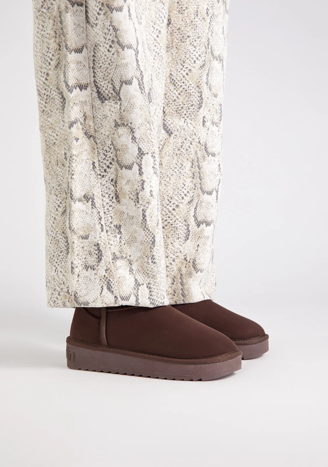 Nordic Low Basic Chocolate