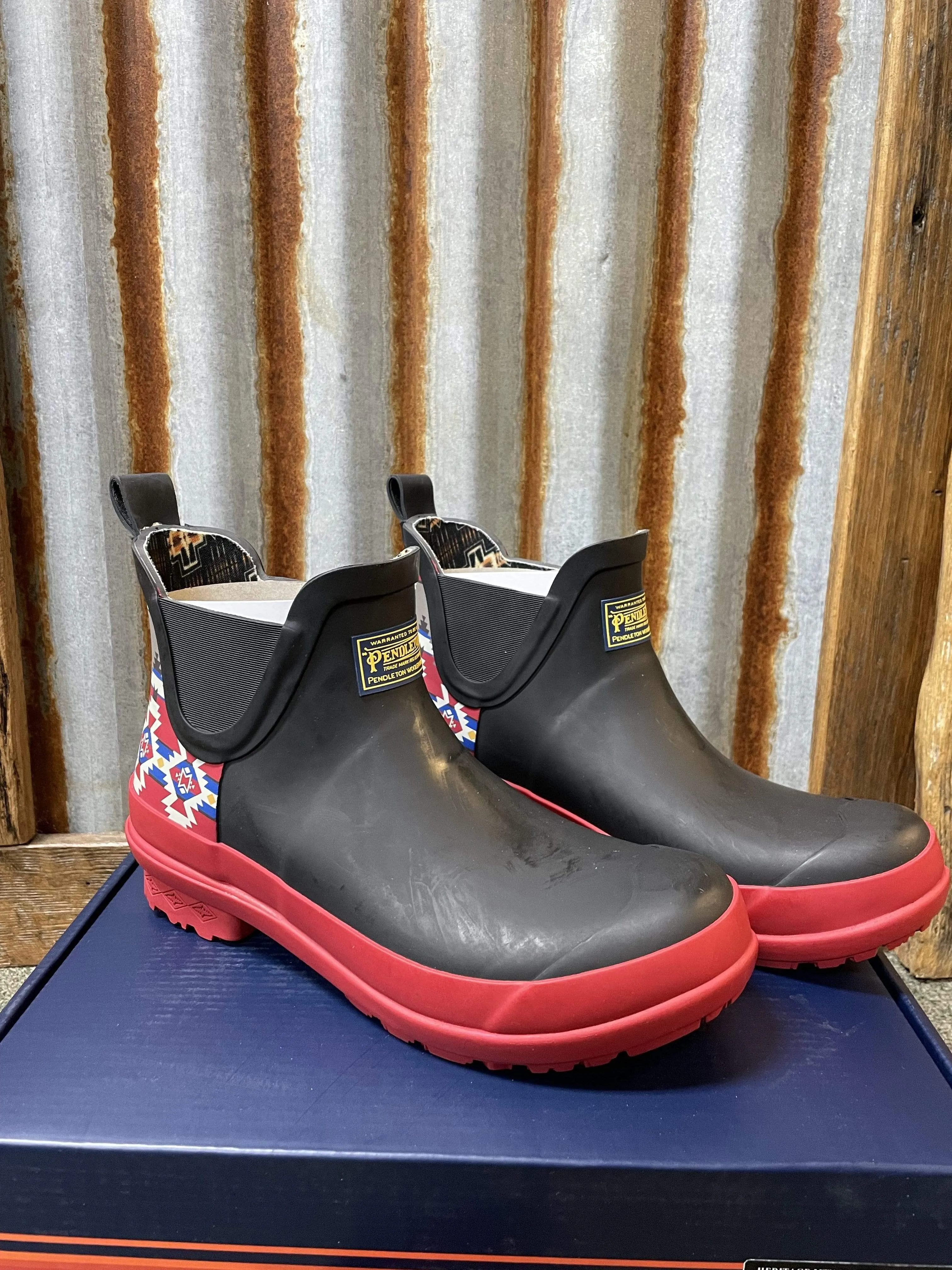 Pendelton Heritage min Majesty Chelsesa Rain boots