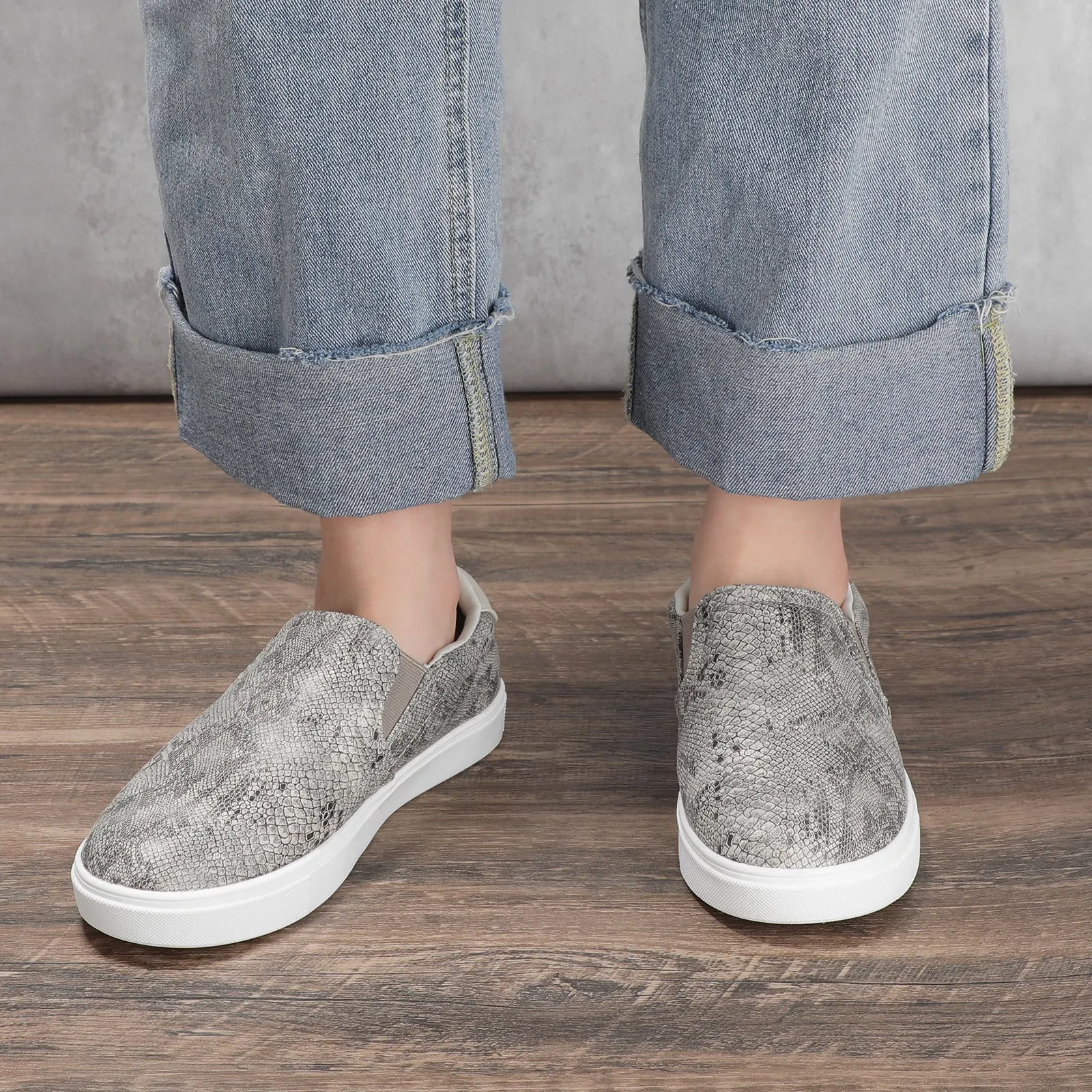 STQ Slip On Shoes for Women Comfort Fall Loafers Soft Business Casual Sneakers