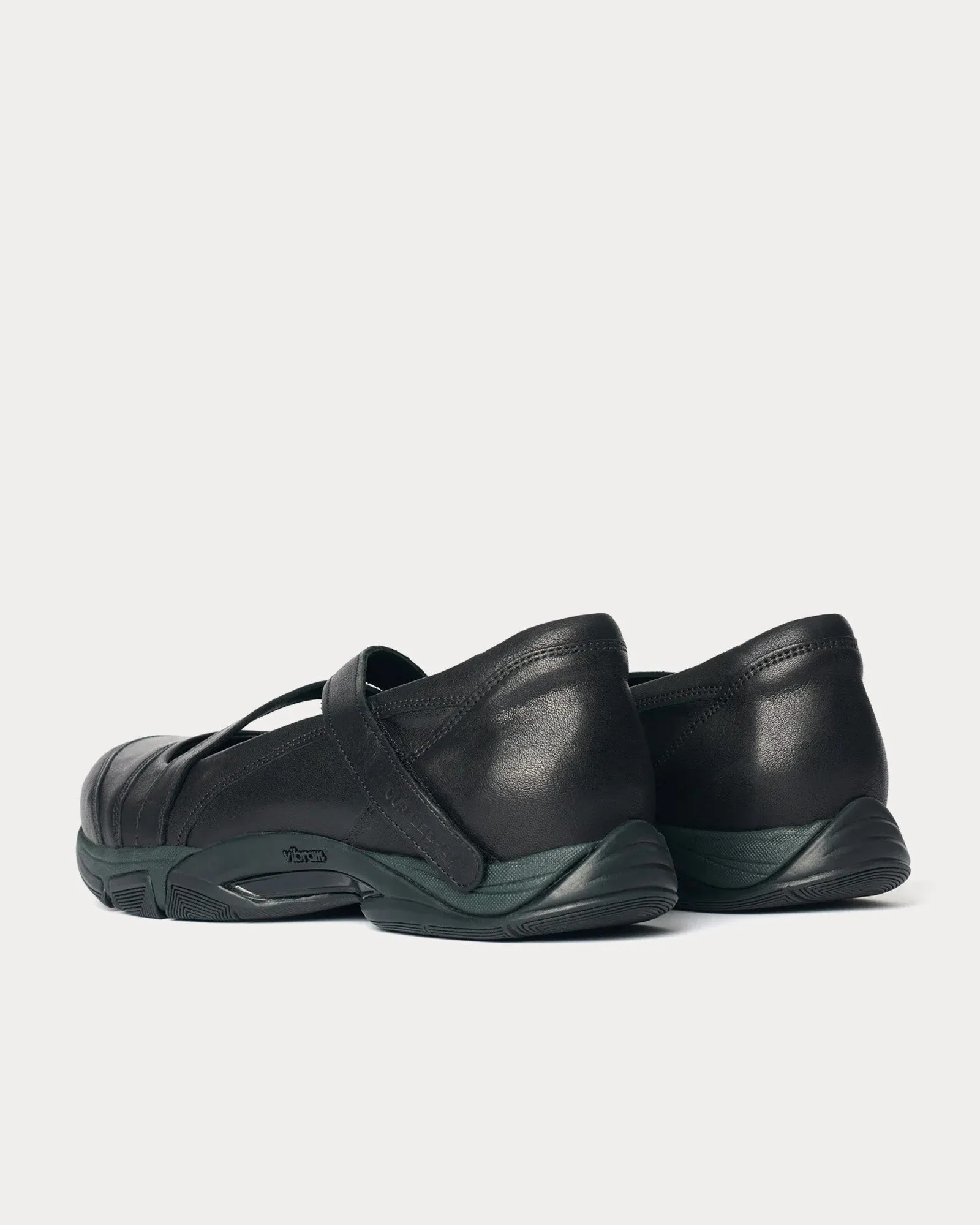 Sweetheart Dress Leather Black Swan Slip On Sneakers