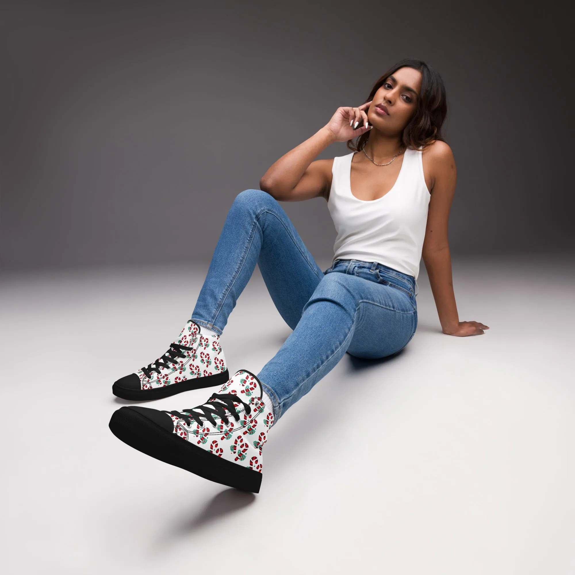 Women Christmas High Top Canvas Shoes (Glamourange Holiday Magic Canvas Shoes For Women - 0015)