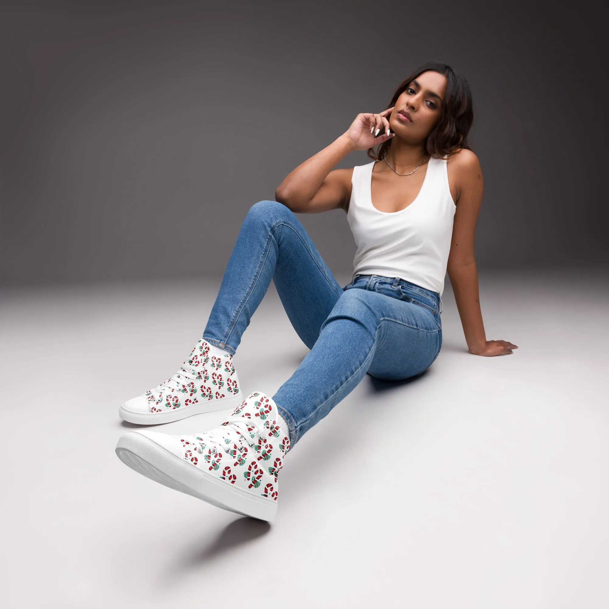 Women Christmas High Top Canvas Shoes (Glamourange Holiday Magic Canvas Shoes For Women - 0015)