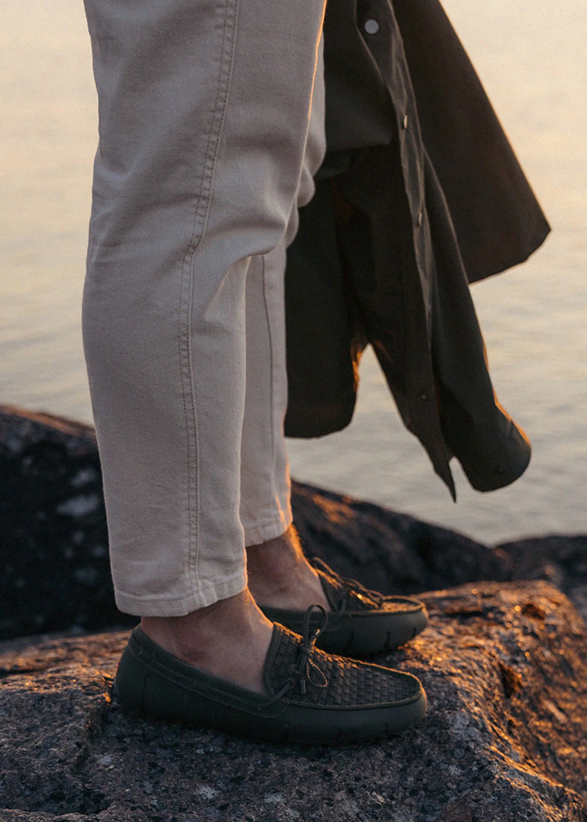 Woven Driver in Black