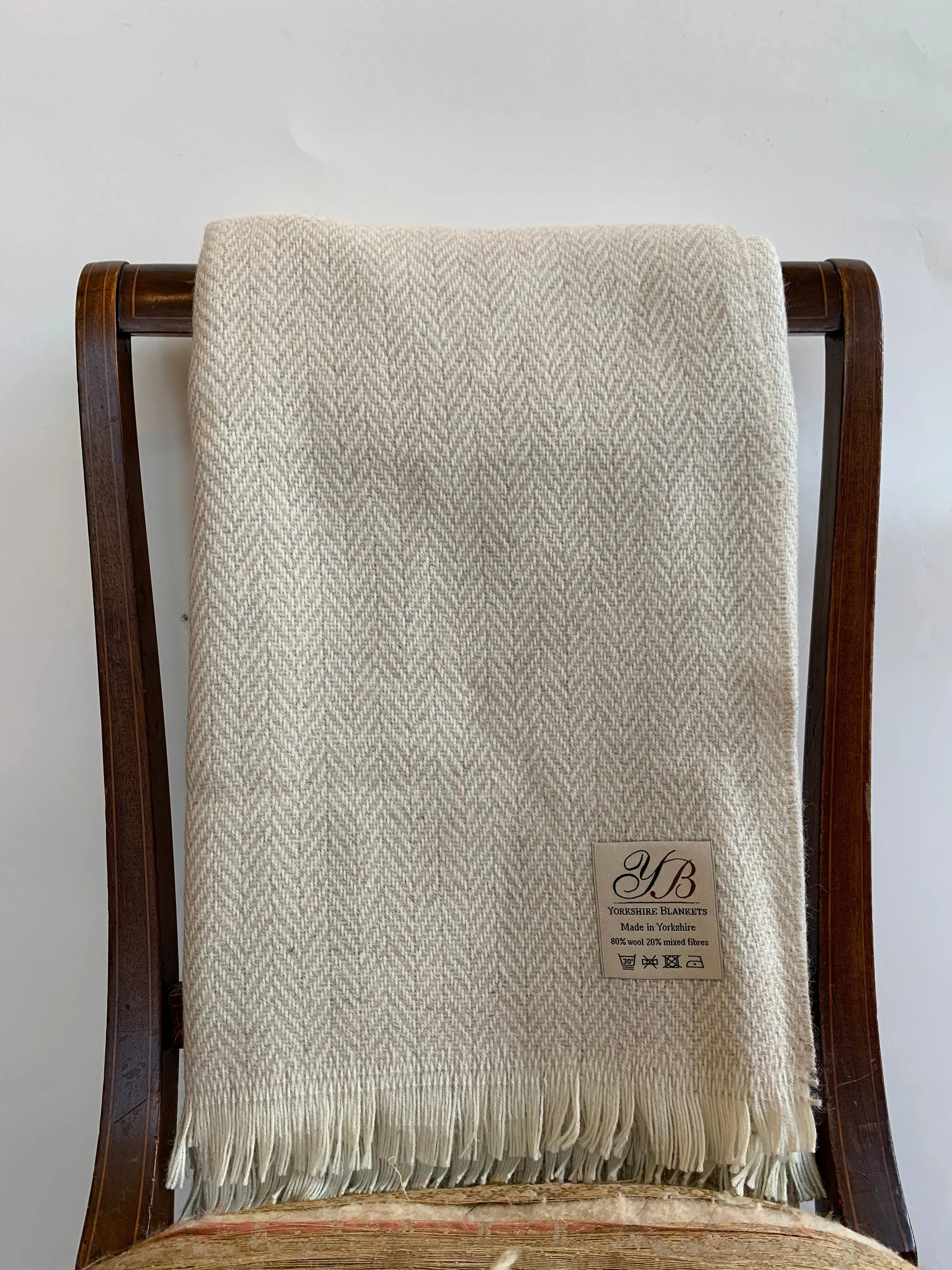 Yorkshire Blanket Beige Chevron